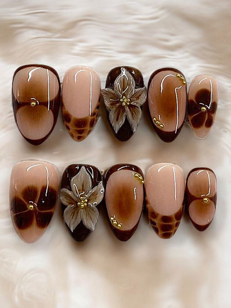 Press-On Nails At ₹1999